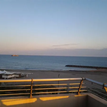 Sunset Residence: Panoramic Sea View With Dual Terraces
